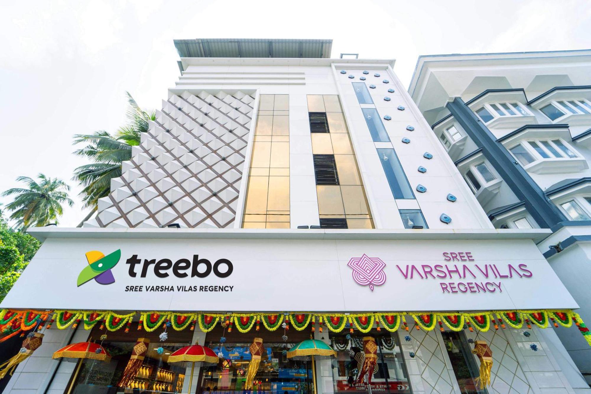 Treebo Sree Varshavilas Regency, 2 Mins From Guruvayoor Temple Guruvāyūr Kültér fotó
