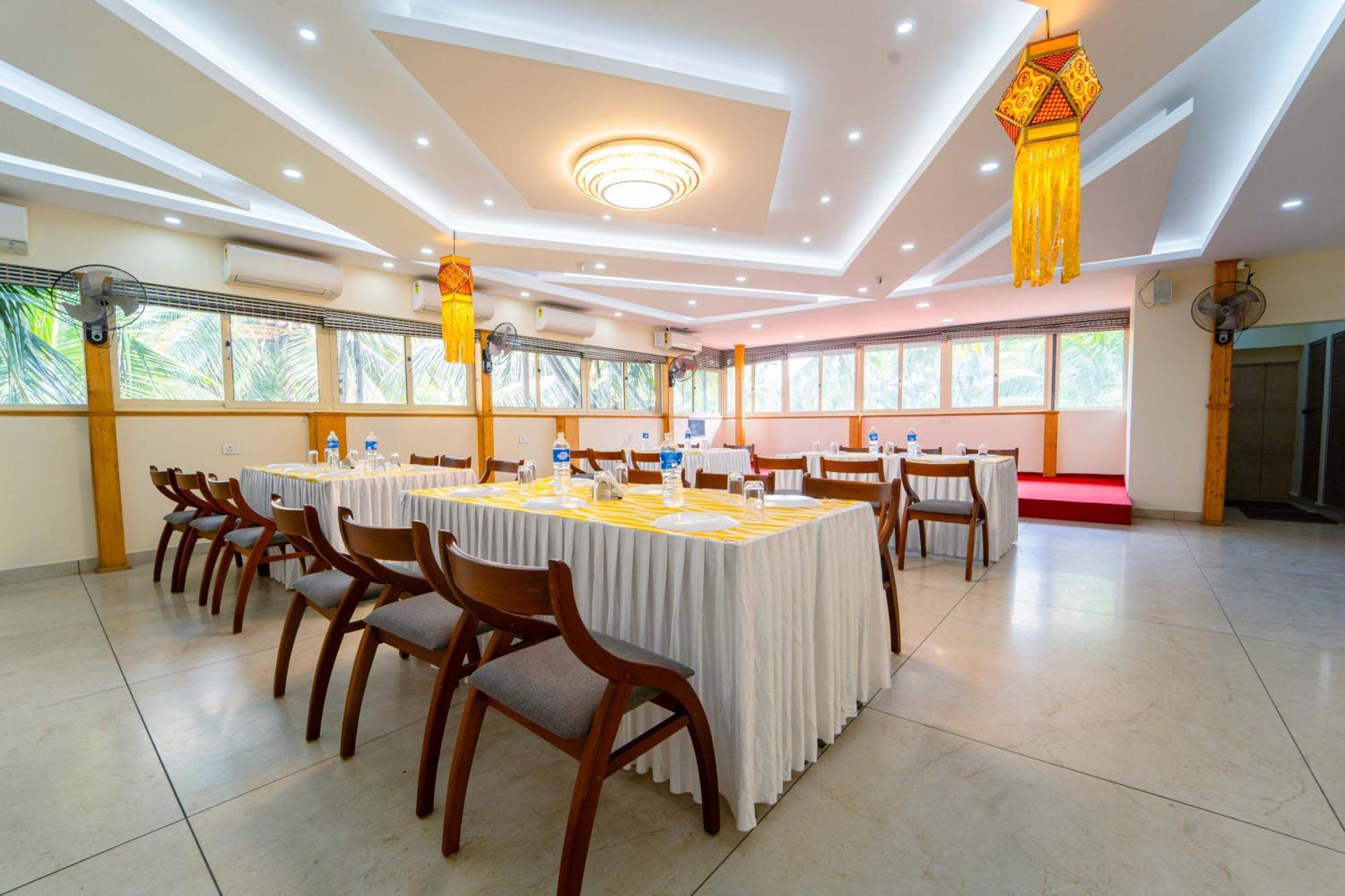 Treebo Sree Varshavilas Regency, 2 Mins From Guruvayoor Temple Guruvāyūr Kültér fotó